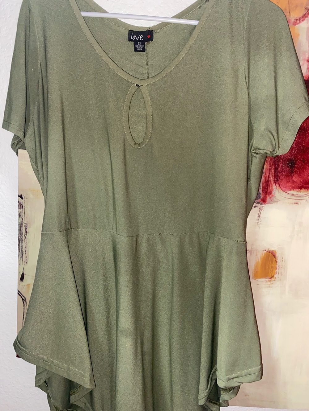 Love Olive Keyhole Peplum Tunic
